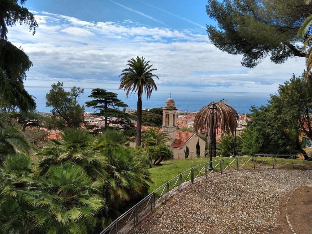 Piro Home Sanremo Centro Con Box Privato Exterior foto